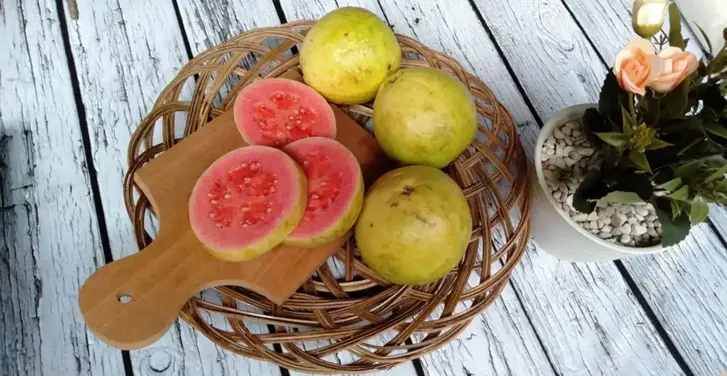 10 Manfaat Jambu Biji untuk Kesehatan yang Jarang Diketahui