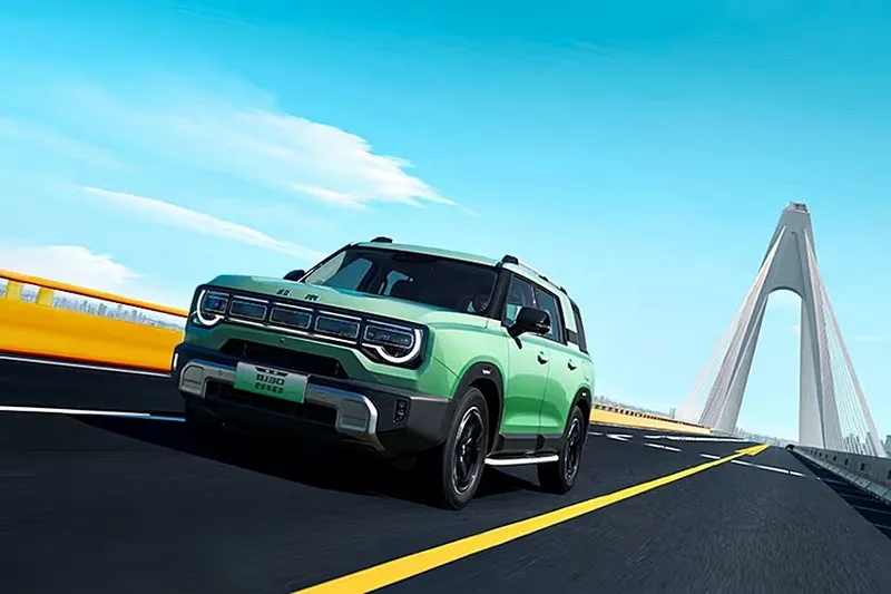 BAIC BJ30 HEV Siap Debut di GIIAS 2025: SUV Hybrid Tangguh dengan Dua Varian Menarik