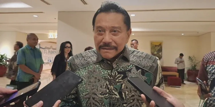 AM Hendropriyono Sebut Desakan Pemakzulan Gibran Sebagai Hoaks yang Digoreng Ulang