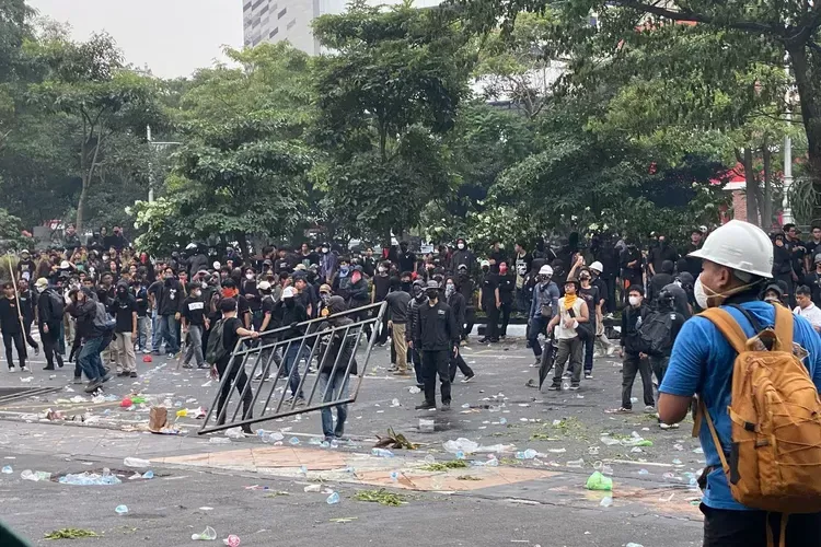 Polisi Buru Pelaku Penyanderaan Intel dan Provokator Kerusuhan May Day Semarang