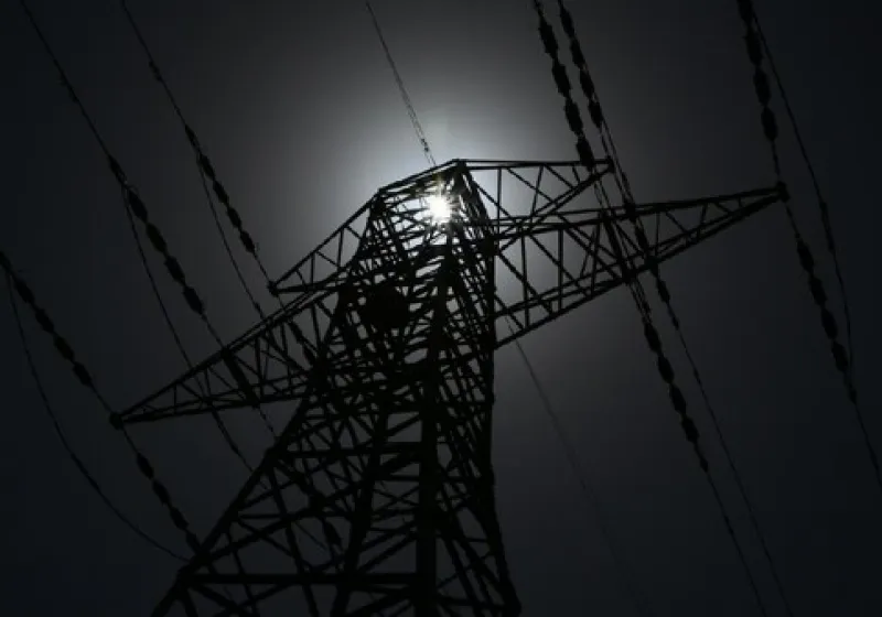 Blackout Total di Bali: Gangguan Gardu Induk Pemaron Lumpuhkan Seluruh Pulau
