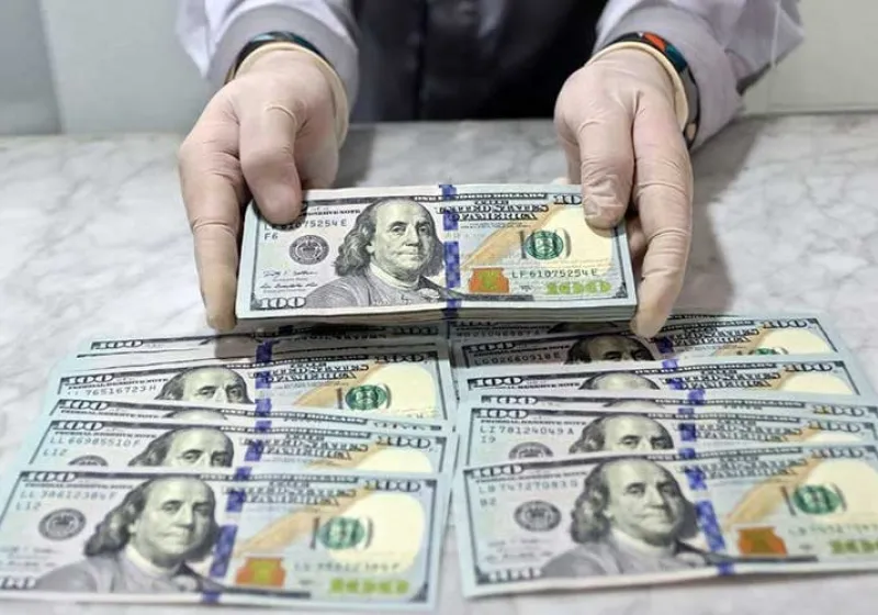 Dolar AS Kehilangan Daya Tarik, Yen dan Euro Jadi Aset Aman Pilihan