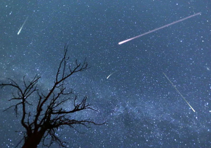 Fenomena Hujan Meteor Eta Aquarid Akan Hiasi Langit Indonesia Mei 2025