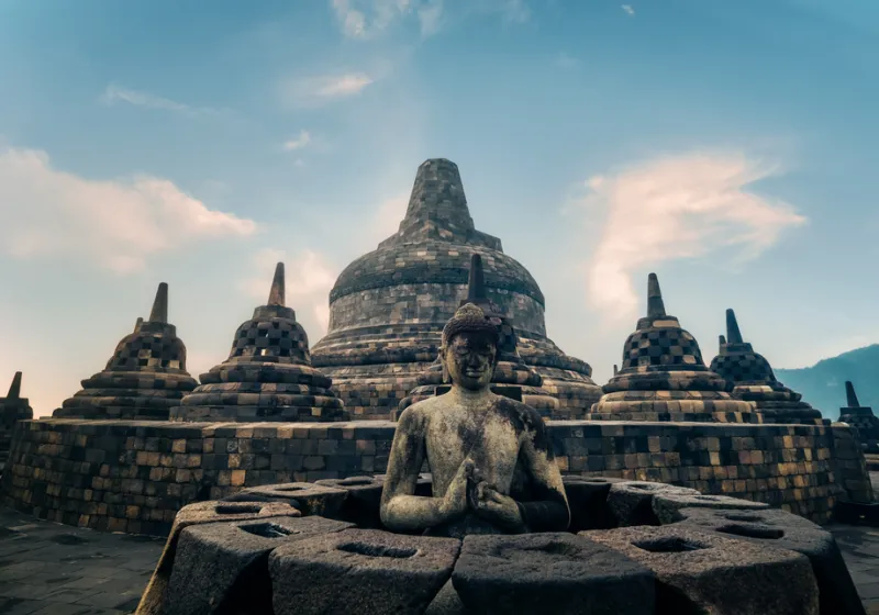Liburan ke Yogyakarta 2025: 4 Destinasi Wisata Favorit dan Rekomendasi Armada Bus Terbaik