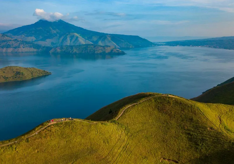 12 Geopark Indonesia yang Masuk Jaringan UNESCO: Destinasi Wisata Alam Terbaik 2025